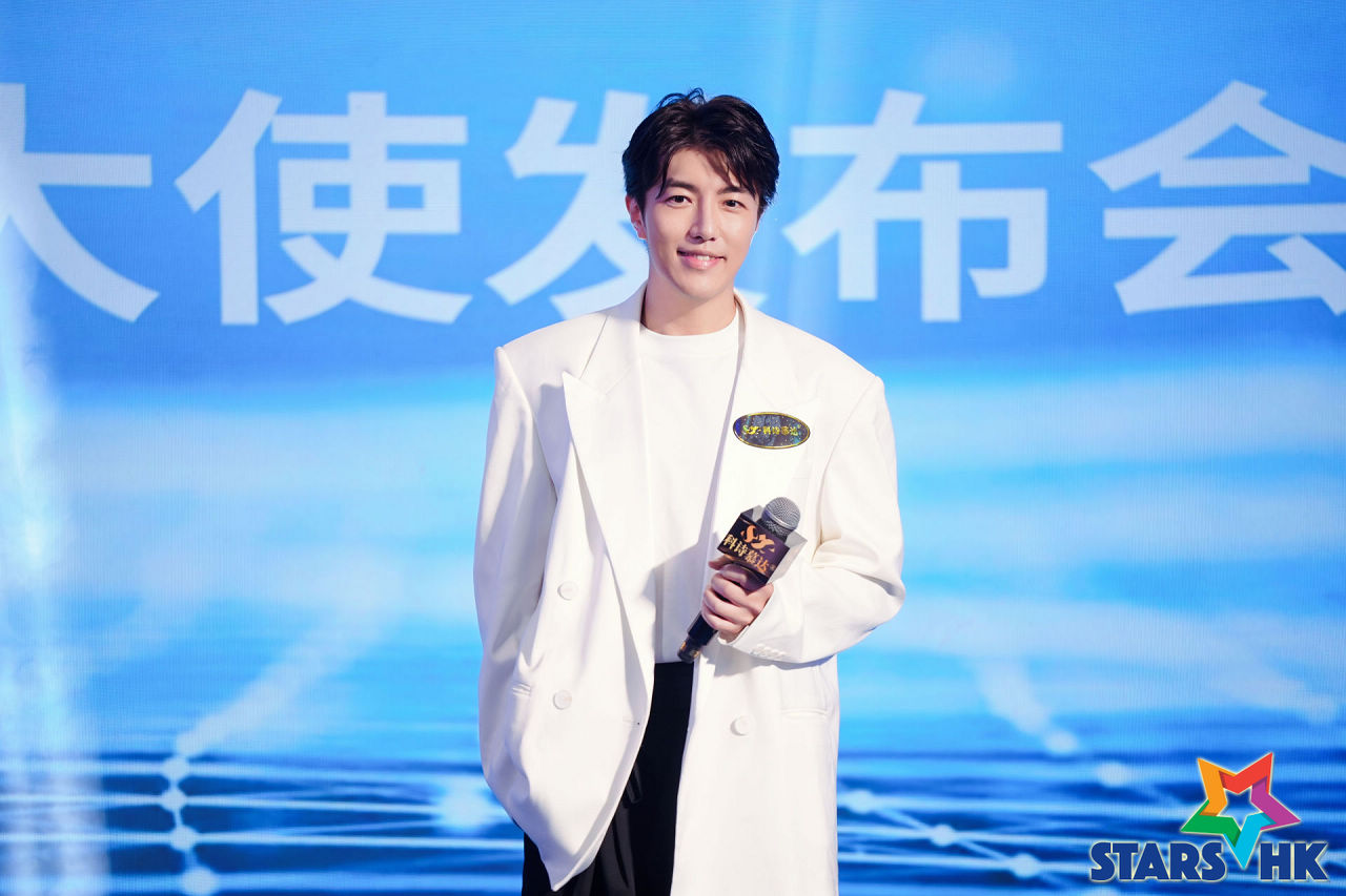赵浚承出席SGC科诗慕达品牌发布会。